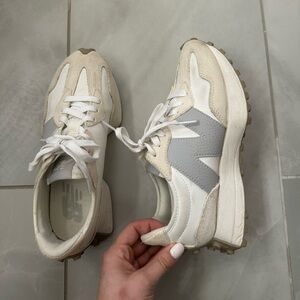 New Balance 327 White, cream, and Gray Sneakers - Women’s 7.5